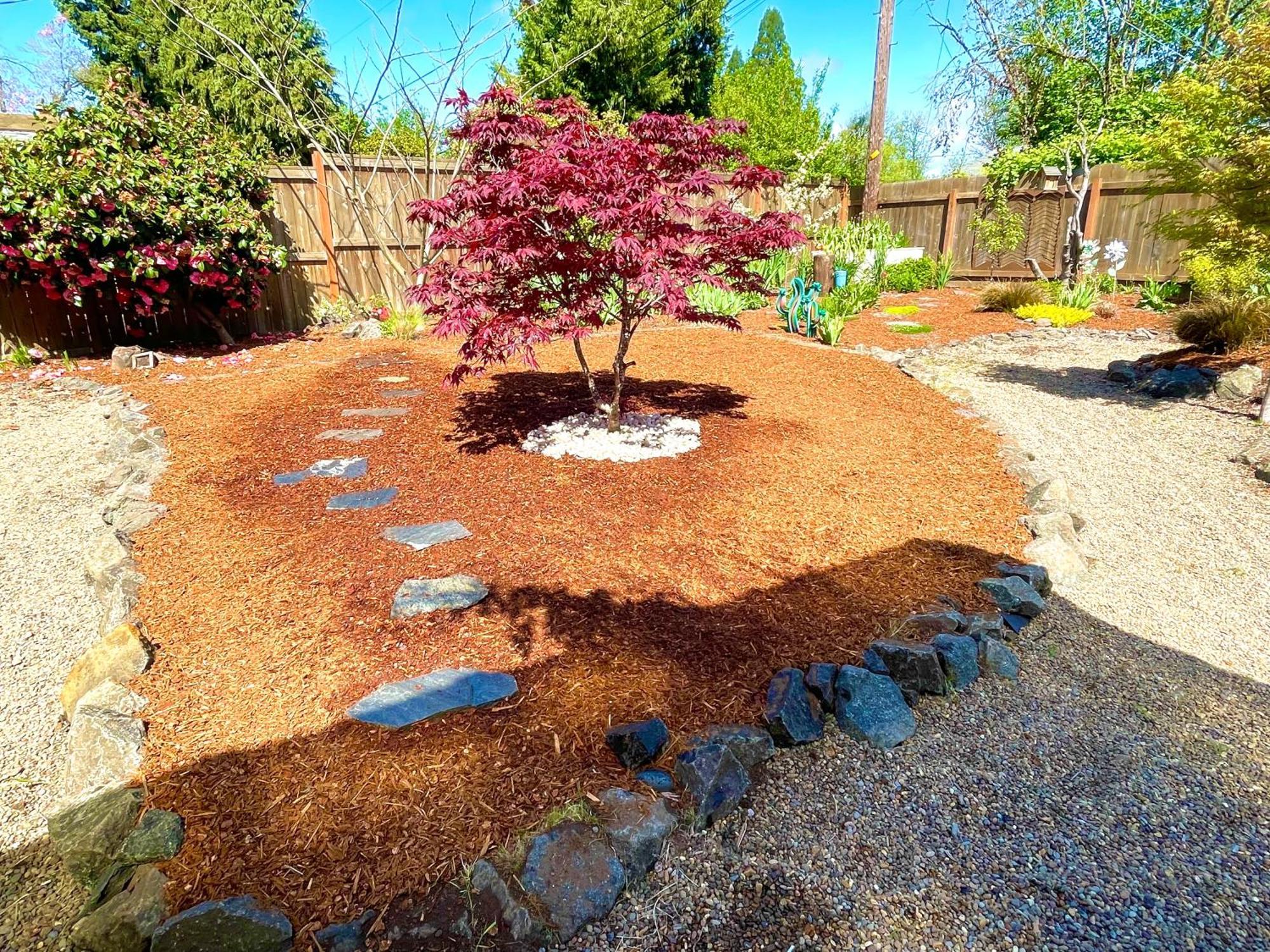 Colorful 50'S Ranch In The Heart Of Eugene Villa Bagian luar foto